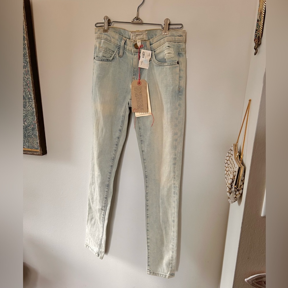 Current Elliot light wash skinny jeans size 23 (00)